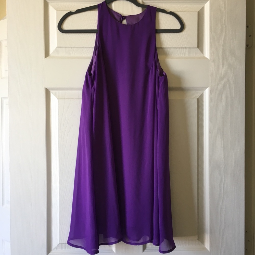 Flowy Chiffon Shift Dress - Picture 1 of 3